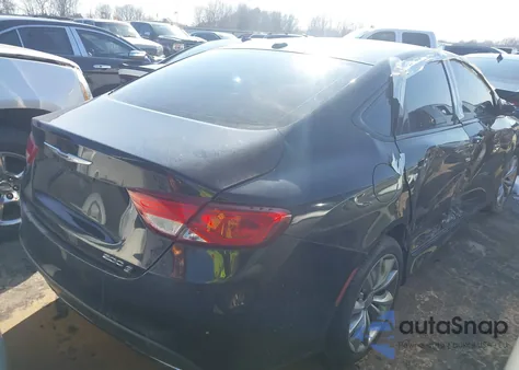 2015 Chrysler 200 S z USA, uszkodzony, nr VIN 1C3CCCBB0FN750177